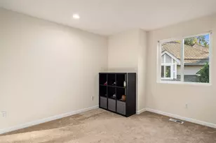 6515 SE Cougar Mountain Way, Bellevue, WA 98006 - Photo 20