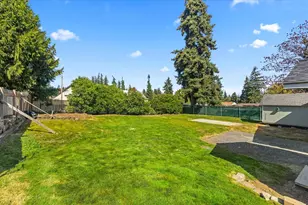 7819 225th Pl SW, Edmonds, WA 98026 - Photo 34