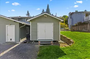 7819 225th Pl SW, Edmonds, WA 98026 - Photo 32