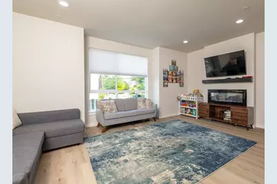 15008 40th Avenue #A1, Lynnwood, WA 98087 - Photo 4