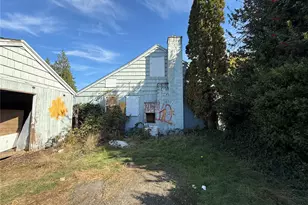 219 Tilley Ave, Centralia, WA 98531 - Photo 4