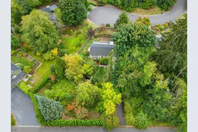 23023 39th Avenue W, Brier, WA 98036 - Photo 2