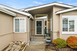 1903 SE Poppy Ln SE, Olympia, WA 98503 - Photo 2
