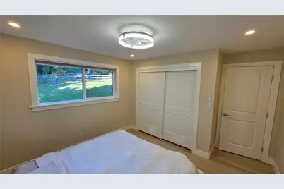 19900 SE 125th Street, Issaquah, WA 98027 - Photo 14