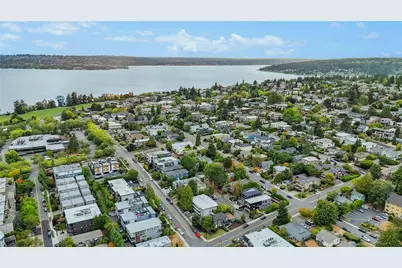 [Address not provided], Kirkland, WA 98033 - Photo 2