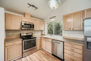 29933 3rd Ave SW, Federal Way, WA 98023 - Photo 6