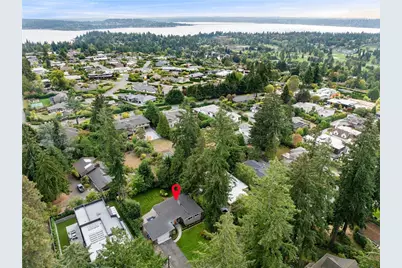 9125 NE 21st Place, Clyde Hill, WA 98004 - Photo 22