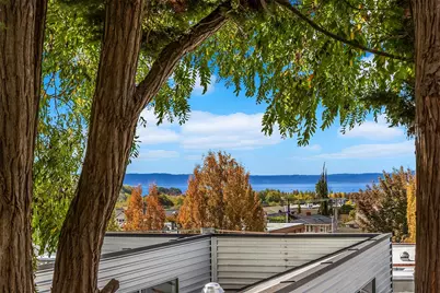 522 Dayton Street, Edmonds, WA 98020 - Photo 20
