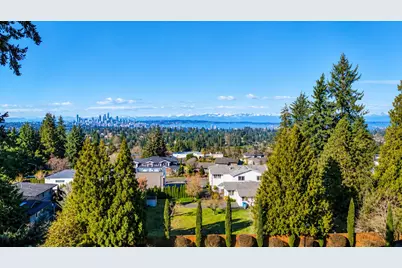 2023 92nd Avenue NE, Clyde Hill, WA 98004 - Photo 20