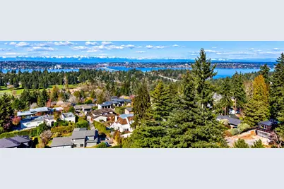 2023 92nd Avenue NE, Clyde Hill, WA 98004 - Photo 22