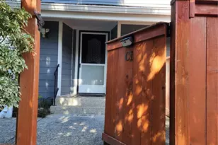 12520 SE 30th St, Bellevue, WA 98005 - Photo 2
