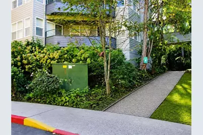 1822 152nd Avenue NE #E113, Bellevue, WA 98007 - Photo 2