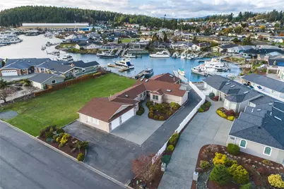 2006 Cove Place, Anacortes, WA 98221 - Photo 36