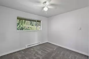 5615 Beverly Ln, Everett, WA 98203 - Photo 10