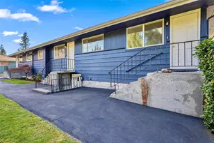 5615 Beverly Ln, Everett, WA 98203 - Photo 2