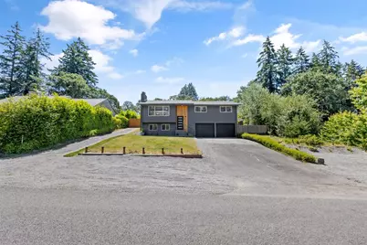 8712 Wildwood Avenue SW, Lakewood, WA 98498 - Photo 2