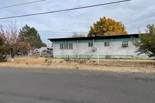 191 Ephrata Ave NW, Soap Lake, WA 98851 - Photo 2