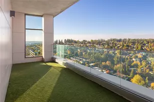 10232 NE 10th St, Bellevue, WA 98004 - Photo 28