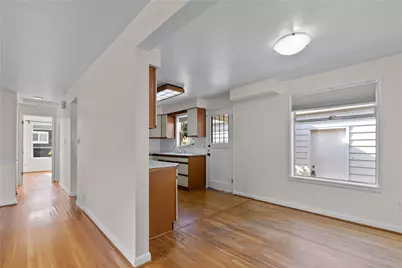 7755 44th Avenue NE, Seattle, WA 98115 - Photo 14