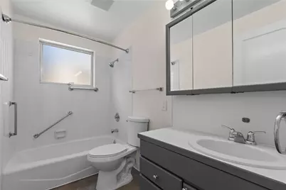 7755 44th Avenue NE, Seattle, WA 98115 - Photo 20