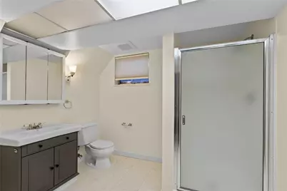 7755 44th Avenue NE, Seattle, WA 98115 - Photo 24