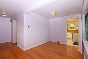 4528 NE 54th St, Seattle, WA 98105 - Photo 10