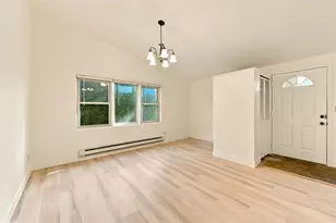 2212 NE 170th St, Shoreline, WA 98155 - Photo 4