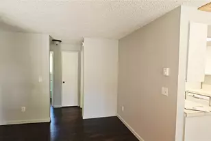 7042 20th Ave SE, Olympia, WA 98503 - Photo 2