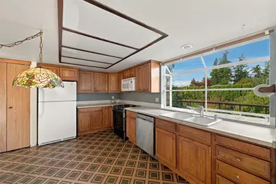3031 Crest Court, Bellingham, WA 98226 - Photo 10