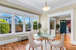 256 NE 50th St, Seattle, WA 98105 - Photo 14