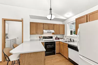 223 60th Place SE, Everett, WA 98203 - Photo 8