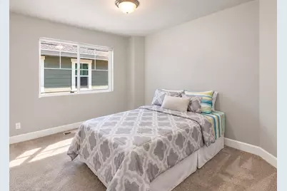 4740 244th Ct SE, Sammamish, WA 98029 - Photo 14