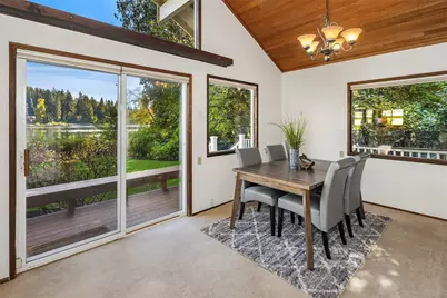 13806 W Lake Kathleen Dr SE, Renton, WA 98059 - Photo 12