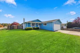 24404 14th Ave S, Des Moines, WA 98198 - Photo 1