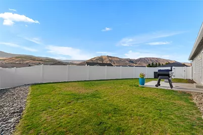 2243 SE Marlette Road, East Wenatchee, WA 98802 - Photo 30