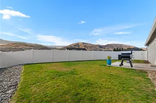 2243 SE Marlette Rd, East Wenatchee, WA 98802 - Photo 30