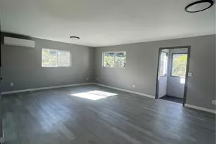 217 Bradford St, Raymond, WA 98577 - Photo 4