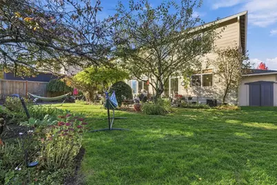 8110 151st Place SE, Snohomish, WA 98296 - Photo 32