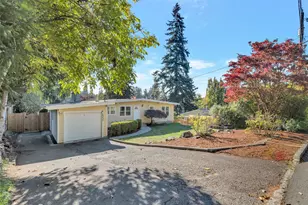 16237 SE 7th St, Bellevue, WA 98008 - Photo 2