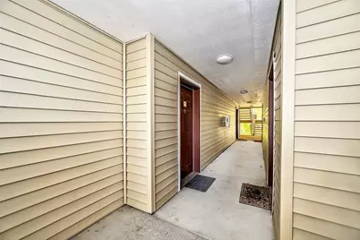 12409 Harbour Pointe Boulevard #U201, Mukilteo, WA 98275 - Photo 2