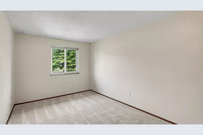 10021 SE 235th Place #B303, Kent, WA 98031 - Photo 14