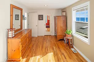 10500 Riviera Pl NE, Seattle, WA 98125 - Photo 30
