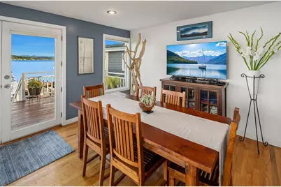 10500 Riviera Place NE, Seattle, WA 98125 - Photo 12