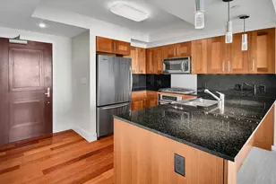 650 Bellevue Way NE, Bellevue, WA 98004 - Photo 4