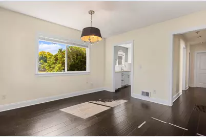 105 Wells Ave N, Renton, WA 98057 - Photo 4
