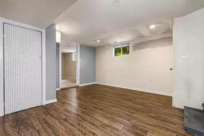 105 Wells Ave N, Renton, WA 98057 - Photo 10