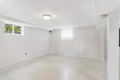 12718 5th Avenue NE, Seattle, WA 98125 - Photo 8