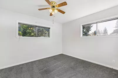 12718 5th Avenue NE, Seattle, WA 98125 - Photo 14