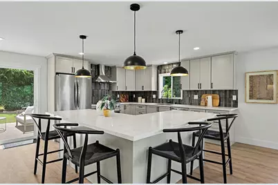 7017 NE 155th Place, Kenmore, WA 98028 - Photo 4