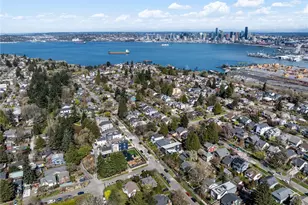 2935 39th Ave SW, Seattle, WA 98116 - Photo 24